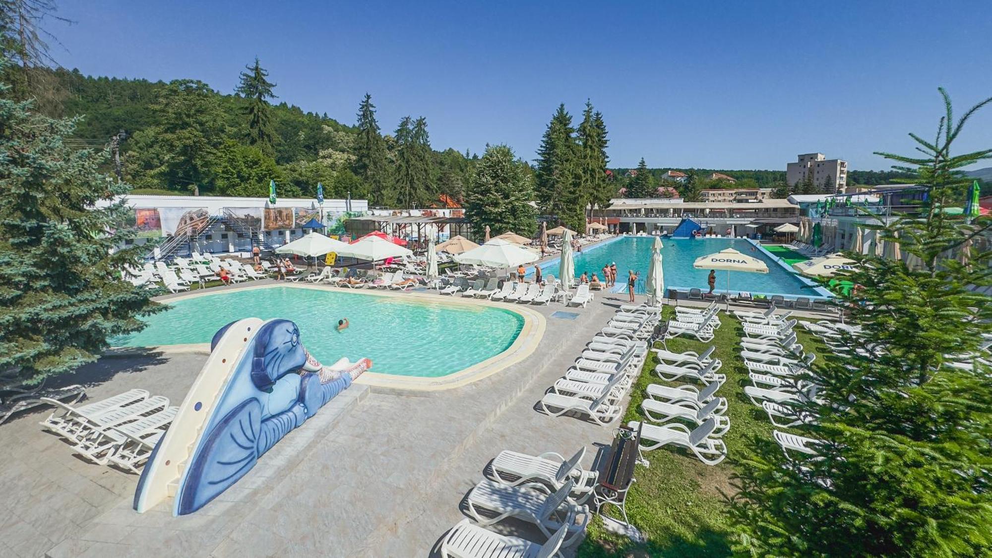 Apartament Cristian Geoagiu Bai Luaran gambar